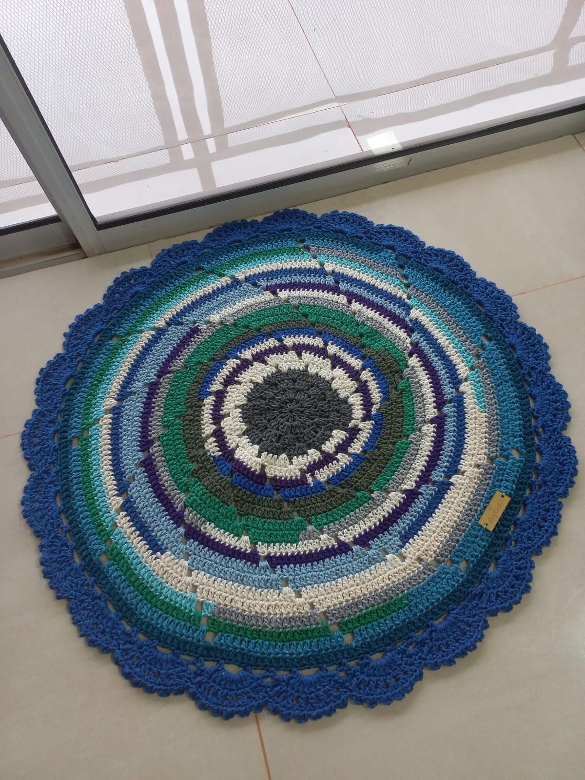 Alfombra redonda a crochet